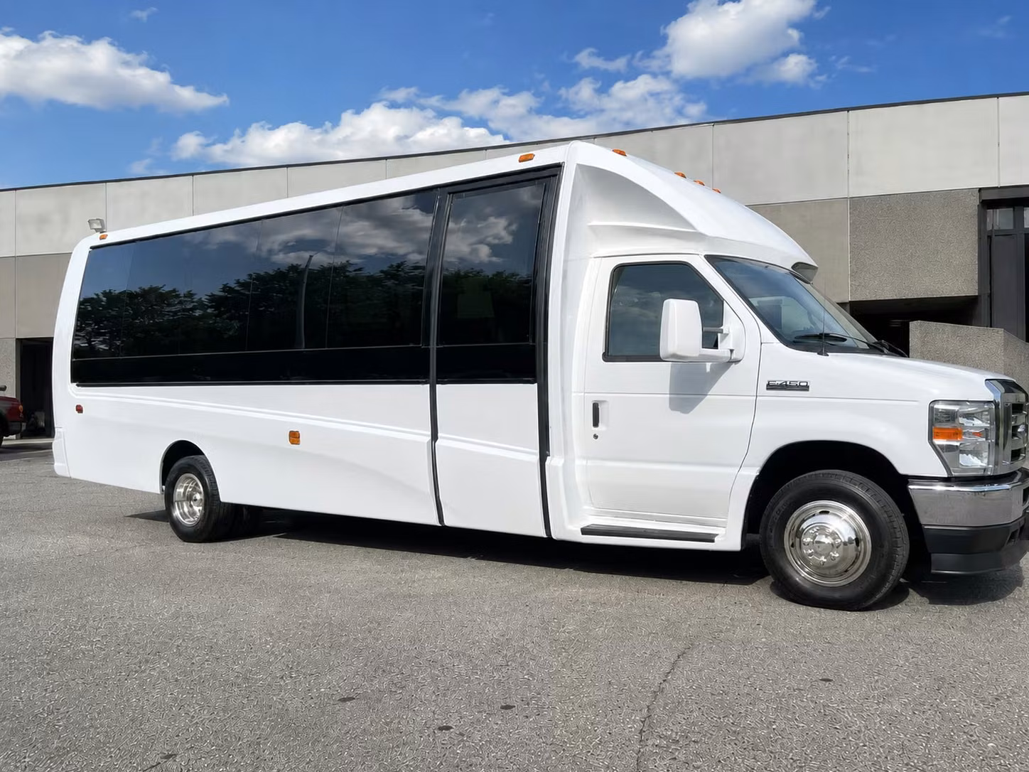 18 passenger minibus